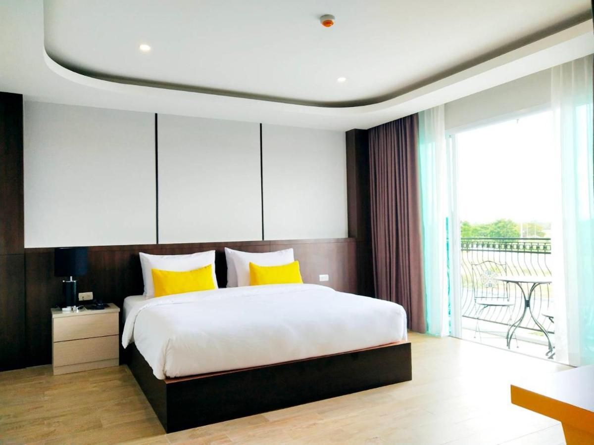 โคโค่ โฮเทล Koco Hotel Nakhon Ratchasima Bagian luar foto