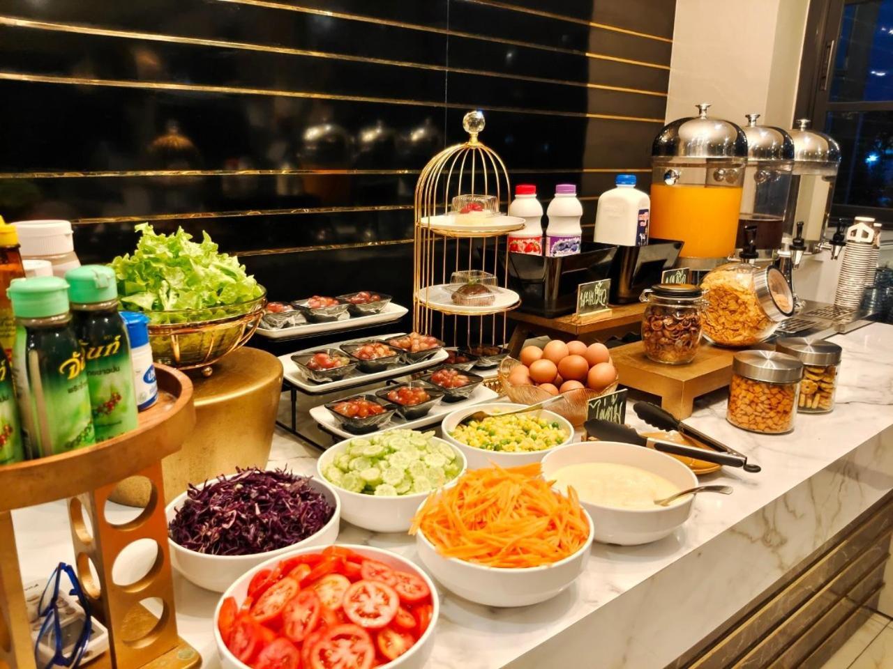 โคโค่ โฮเทล Koco Hotel Nakhon Ratchasima Bagian luar foto